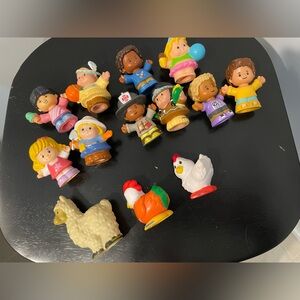 Little people mix lot of play figures